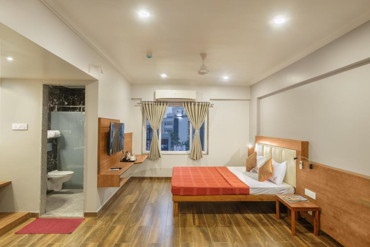 Hotel Opal Kolhapur Luaran gambar