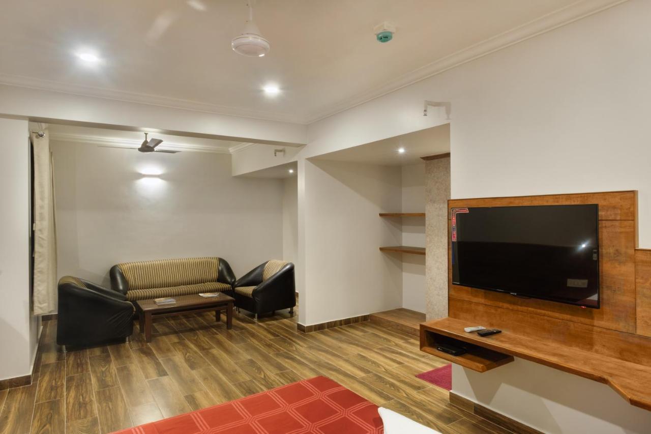 Hotel Opal Kolhapur Luaran gambar