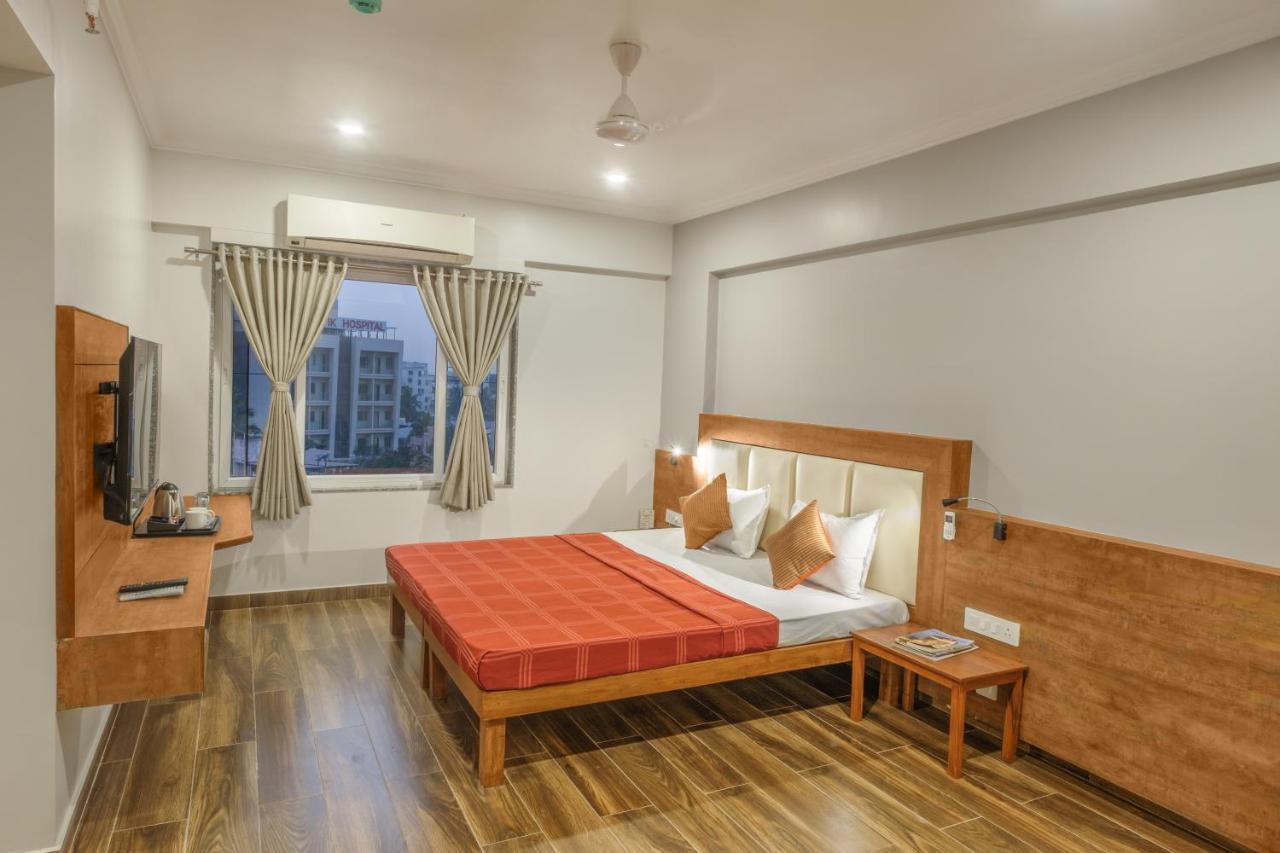 Hotel Opal Kolhapur Luaran gambar