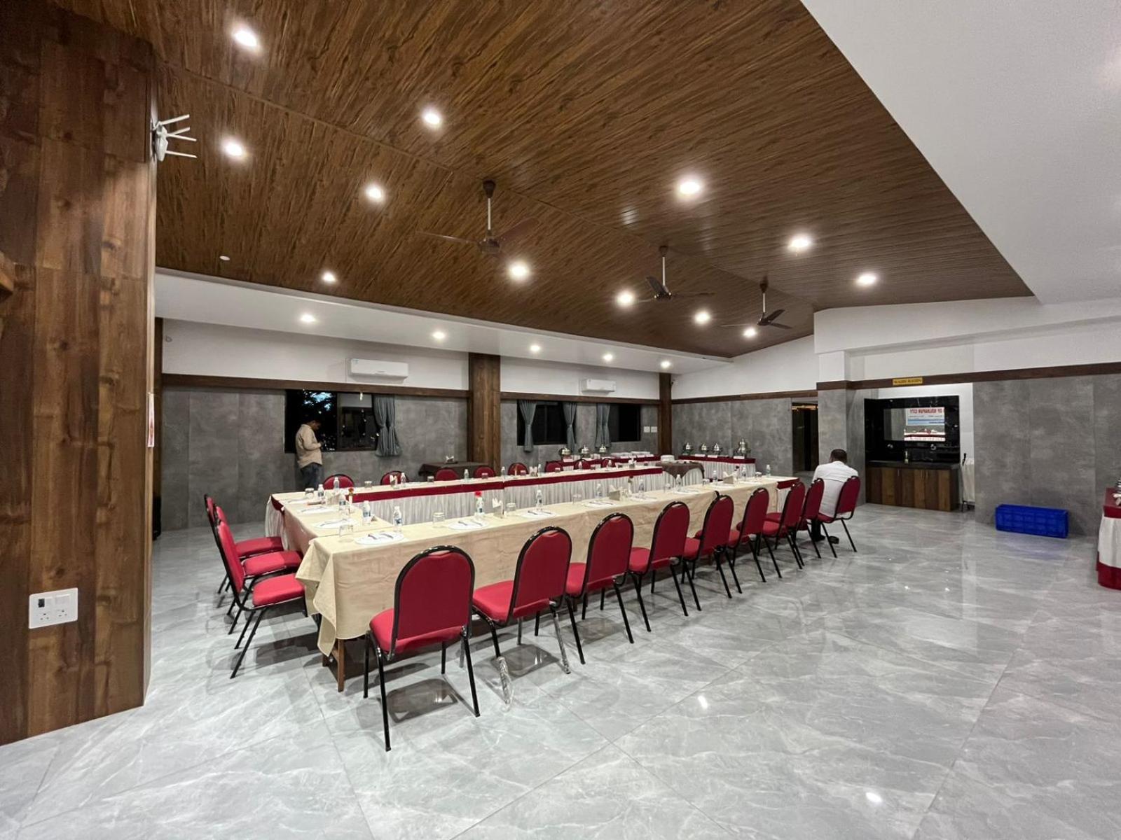Hotel Opal Kolhapur Luaran gambar