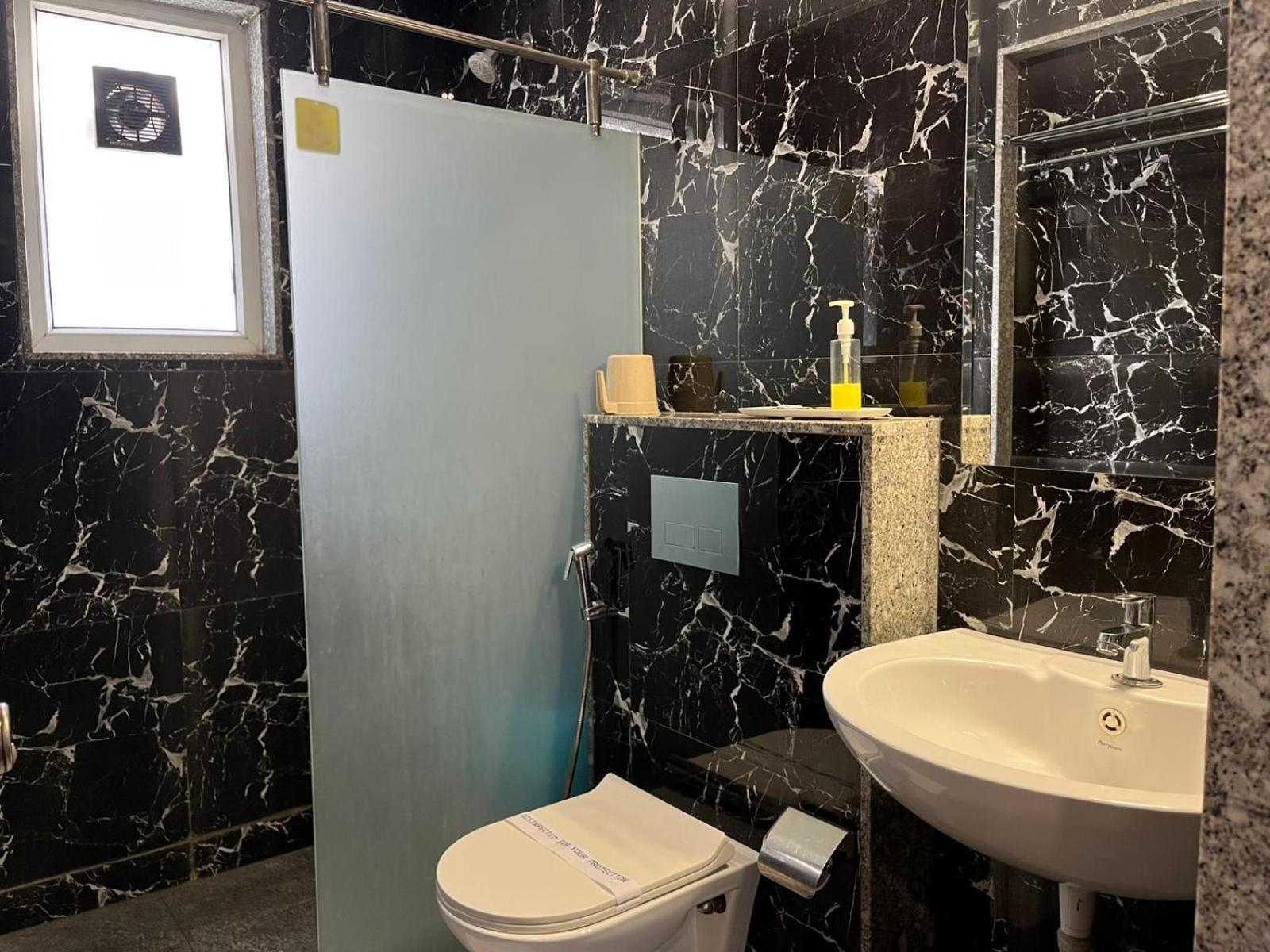 Hotel Opal Kolhapur Luaran gambar